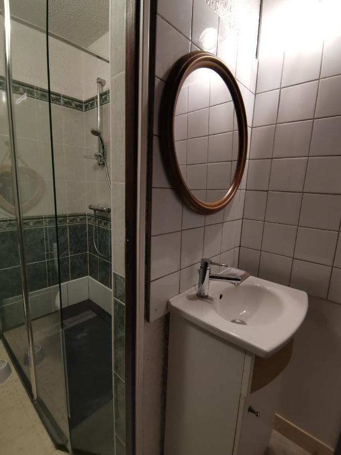 Appartement Chez Gilles Math à Saint-Martin-de-Brômes Extérieur photo